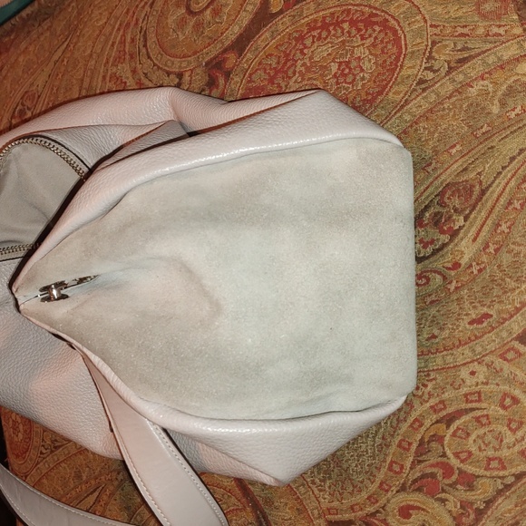 Coach Mia leather and suede shoulder bag. Good used condition. Preloved - Picture 8 of 12